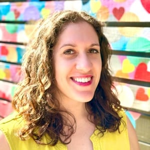 Kate Spalla headshot