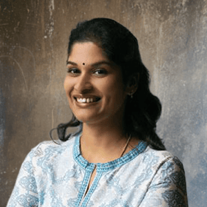 Aparna Pasi headshot